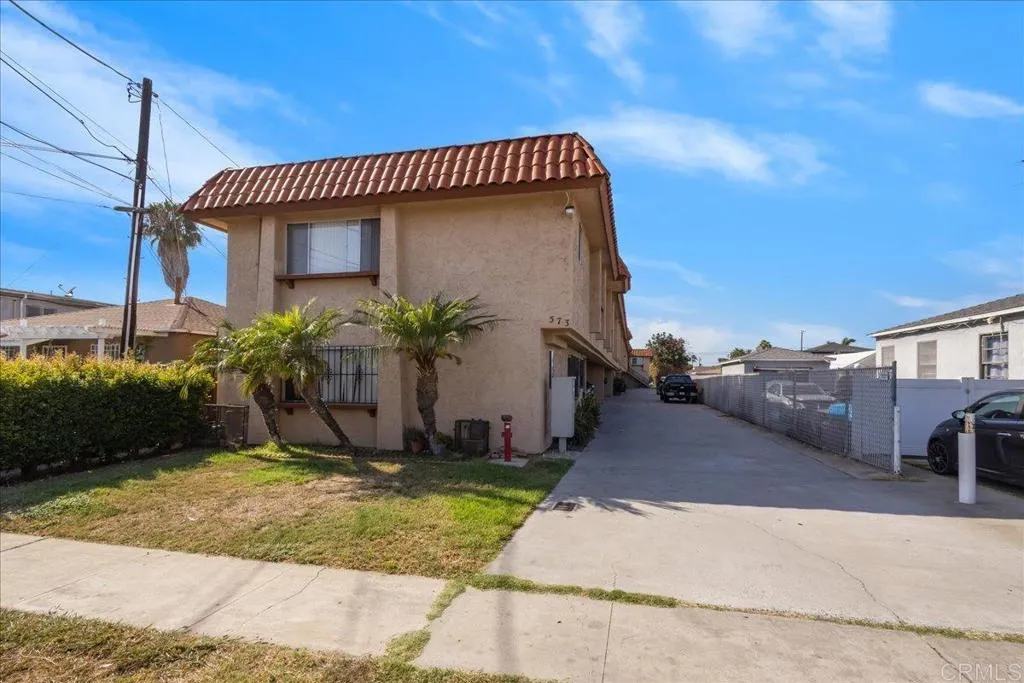 573 Park Way, #6, Chula Vista, CA 91910 573 Park Way, #6, Chula Vista, CA 91910