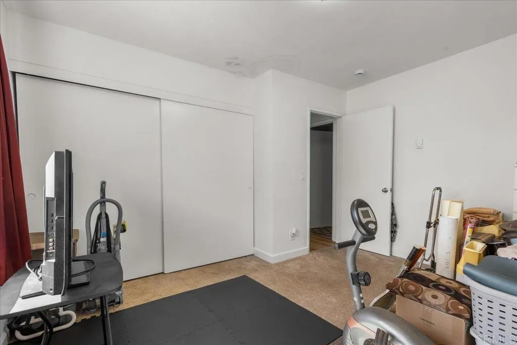 573 Park Way, #6, Chula Vista, CA 91910 573 Park Way, #6, Chula Vista, CA 91910