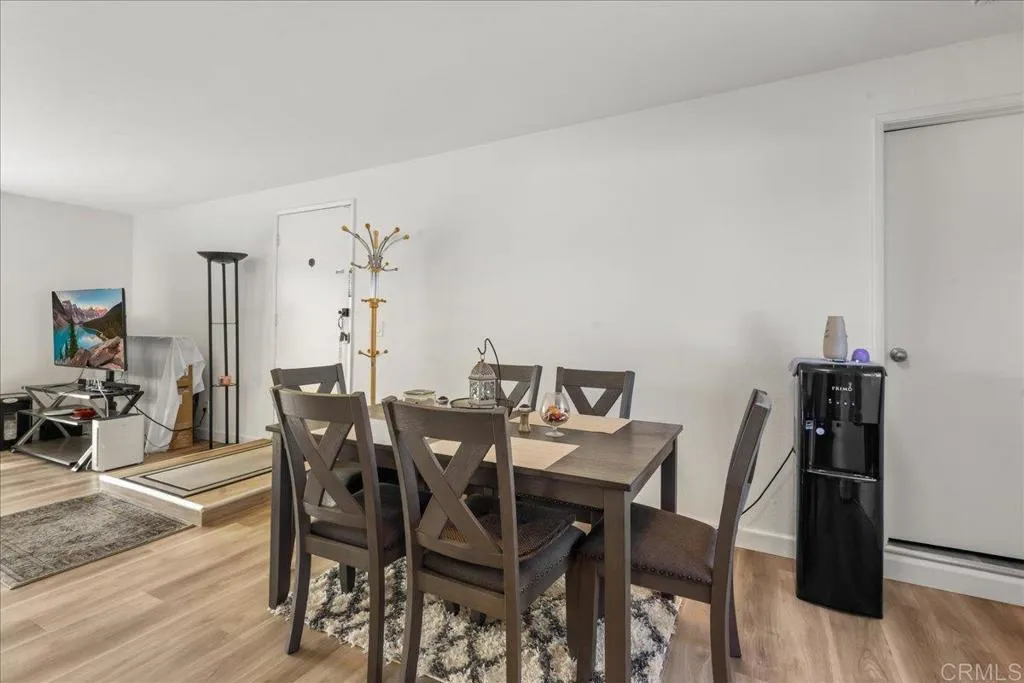 573 Park Way, #6, Chula Vista, CA 91910 573 Park Way, #6, Chula Vista, CA 91910