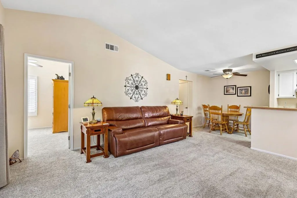 1091 Shadowridge Drive, #114, Vista, CA 92081 1091 Shadowridge Drive, #114, Vista, CA 92081