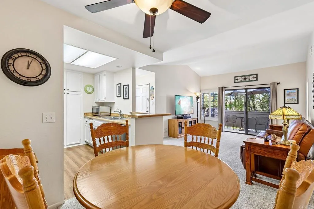 1091 Shadowridge Drive, #114, Vista, CA 92081
