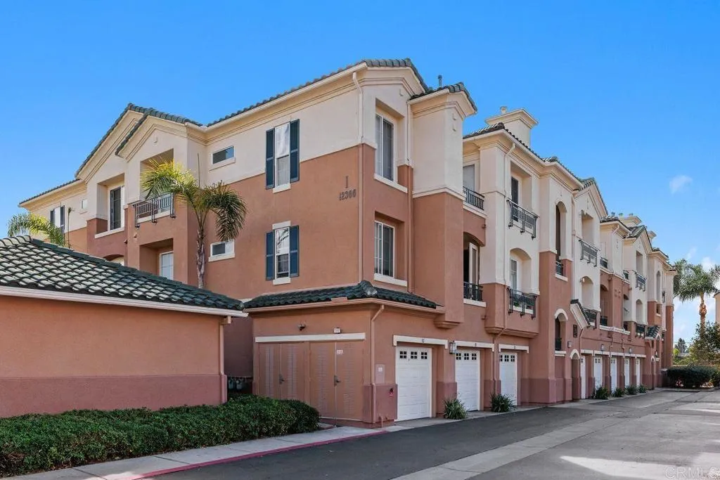 12366 Carmel Country Road, #305, San Diego, CA 92130 12366 Carmel Country Road, #305, San Diego, CA 92130