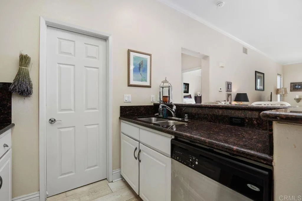 12366 Carmel Country Road, #305, San Diego, CA 92130 12366 Carmel Country Road, #305, San Diego, CA 92130