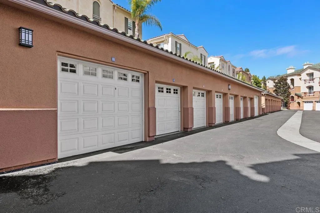 12366 Carmel Country Road, #305, San Diego, CA 92130 12366 Carmel Country Road, #305, San Diego, CA 92130