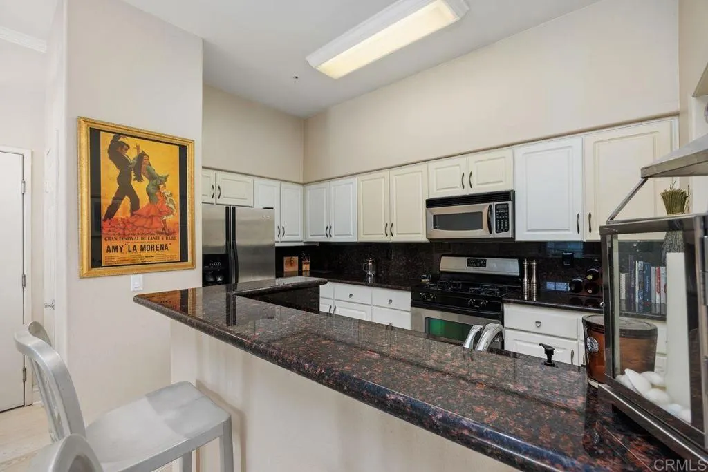 12366 Carmel Country Road, #305, San Diego, CA 92130 12366 Carmel Country Road, #305, San Diego, CA 92130