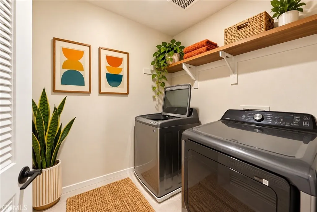 Laundry (digital staging)