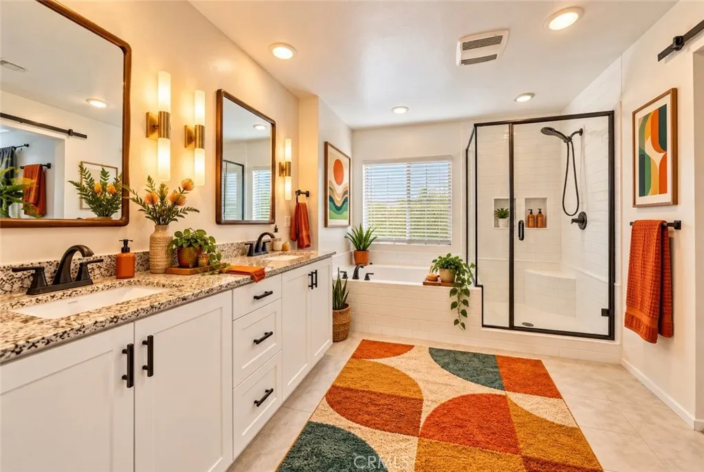 Maine suite bath (digital staging)