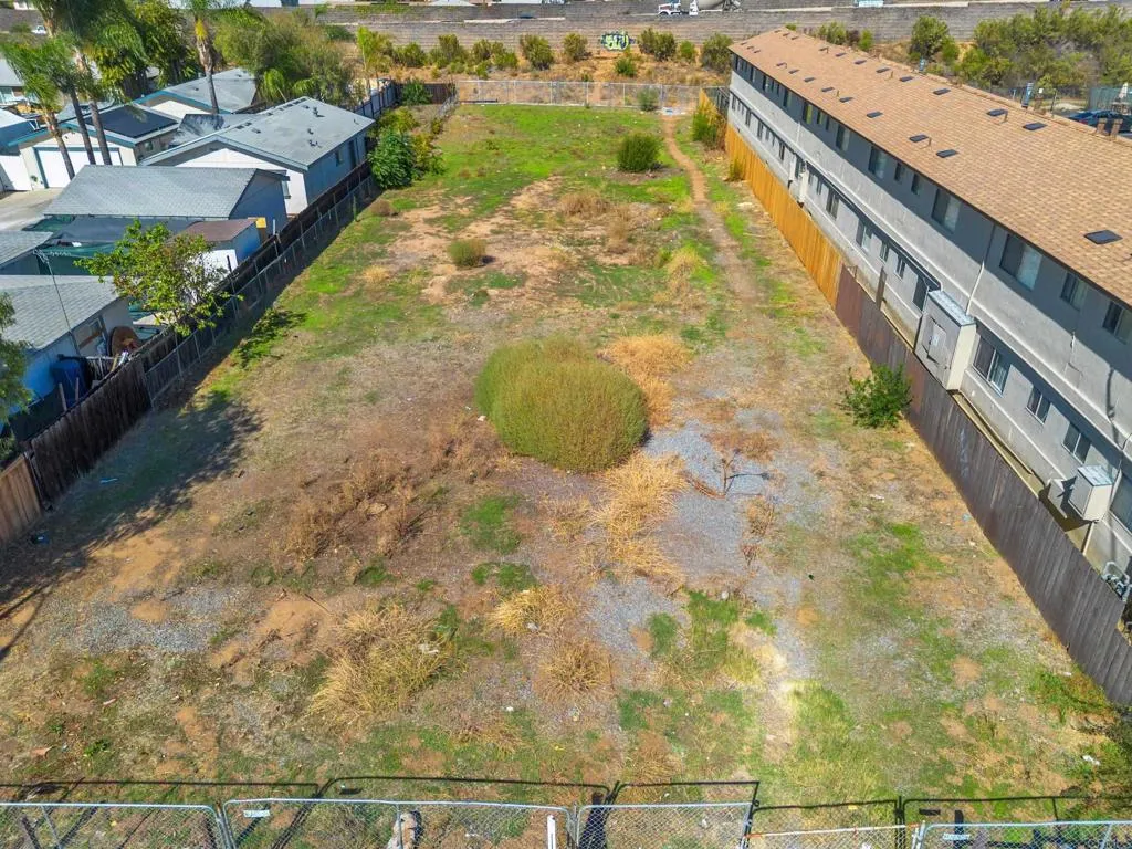 1424 Oakdale Ave, El Cajon, CA 92021 1424 Oakdale Ave, El Cajon, CA 92021