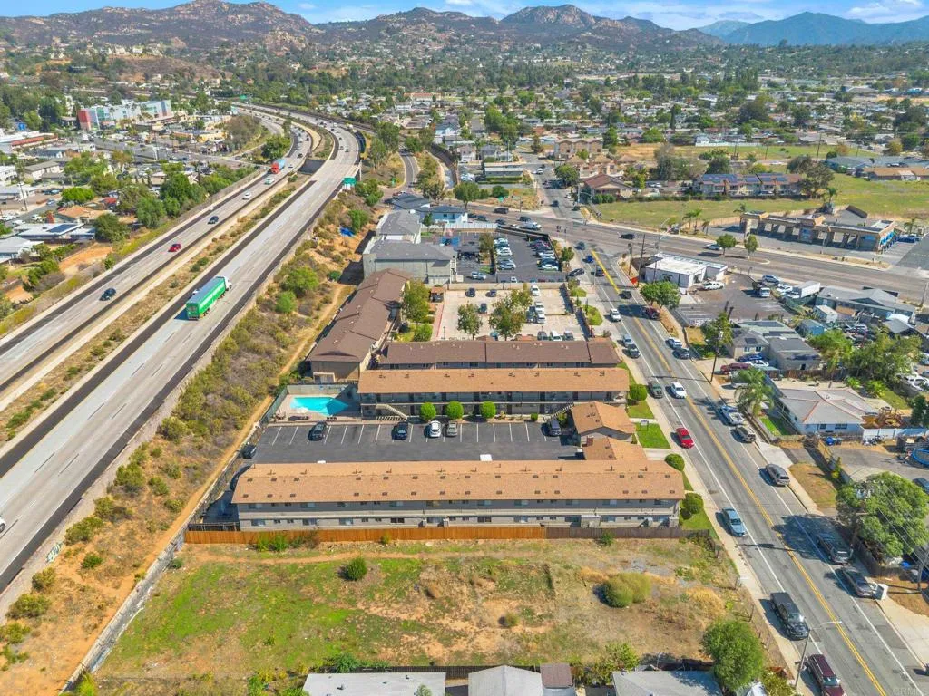 1424 Oakdale Ave, El Cajon, CA 92021 1424 Oakdale Ave, El Cajon, CA 92021