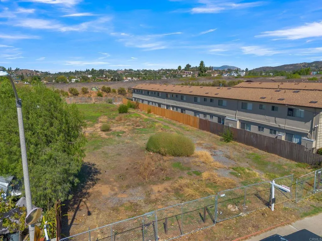 1424 Oakdale Ave, El Cajon, CA 92021 1424 Oakdale Ave, El Cajon, CA 92021