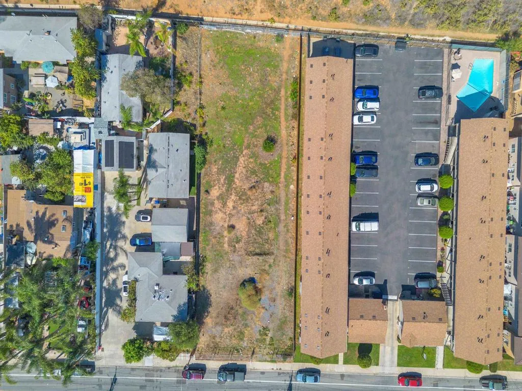 1424 Oakdale Ave, El Cajon, CA 92021 1424 Oakdale Ave, El Cajon, CA 92021