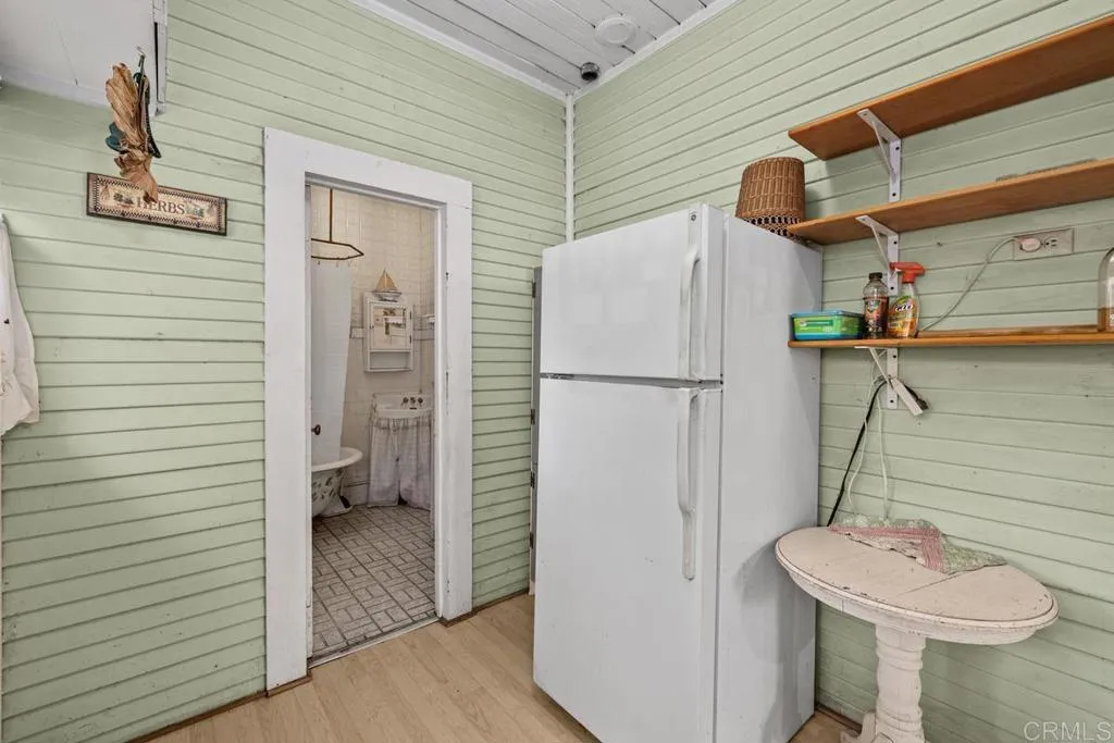 https://cdn.realtyfeed.com/cdn/127/307109780/079e7a6140727a709b104639d89cecd8.webp
