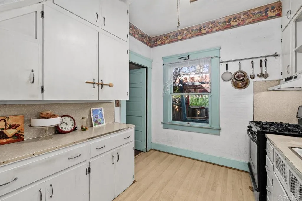 https://cdn.realtyfeed.com/cdn/127/307109780/557de8152cafcb8b9ce77d02be0fed3e.webp