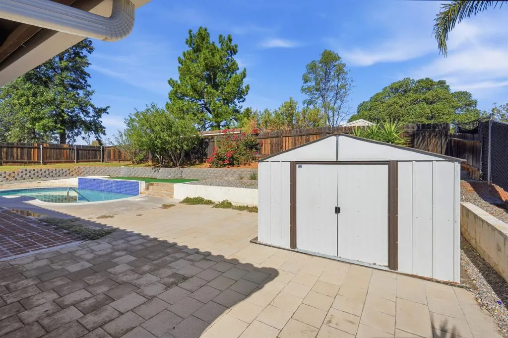 24940 Abalar Way, Ramona, CA 92065 Yard