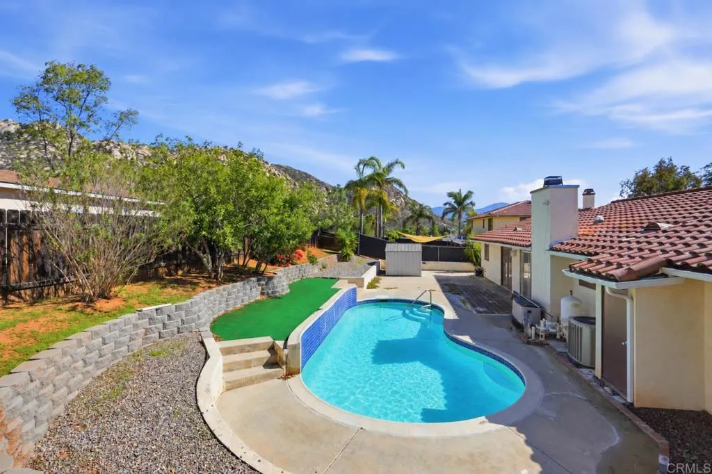 24940 Abalar Way, Ramona, CA 92065 Swimming Pool/Hot Tub/Sauna