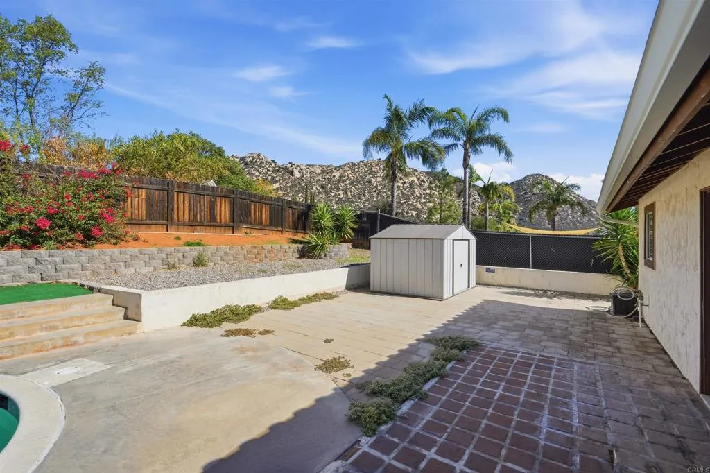 24940 Abalar Way, Ramona, CA 92065 Yard
