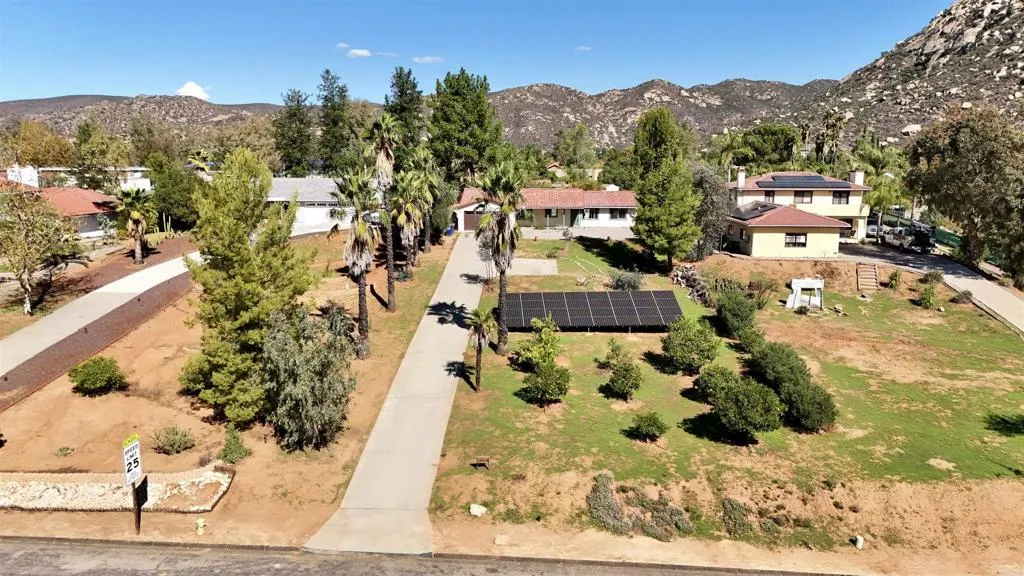 24940 Abalar Way, Ramona, CA 92065 Front Aerial