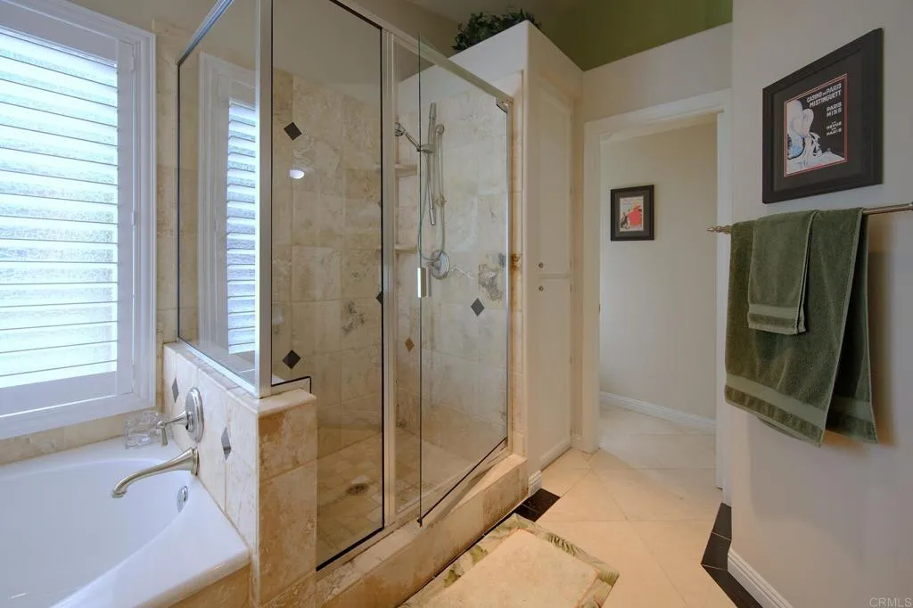 3883 Cornell Dr, Oceanside, CA 92056 Primary bathroom