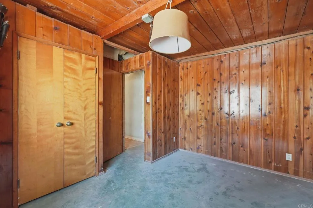 11825 Taia Lane, Lakeside, CA 92040 11825 Taia Lane, Lakeside, CA 92040