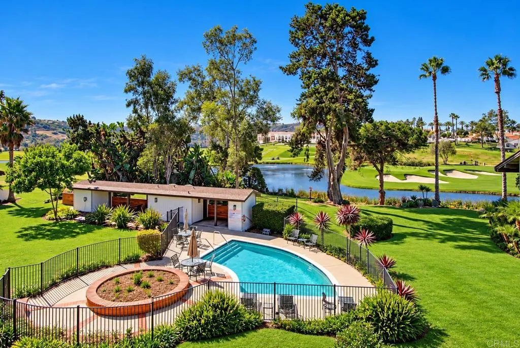 23 Greenview Drive, Carlsbad, CA 92009