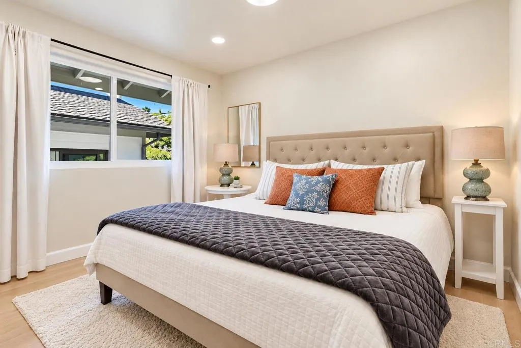 Main Leve Bedroom