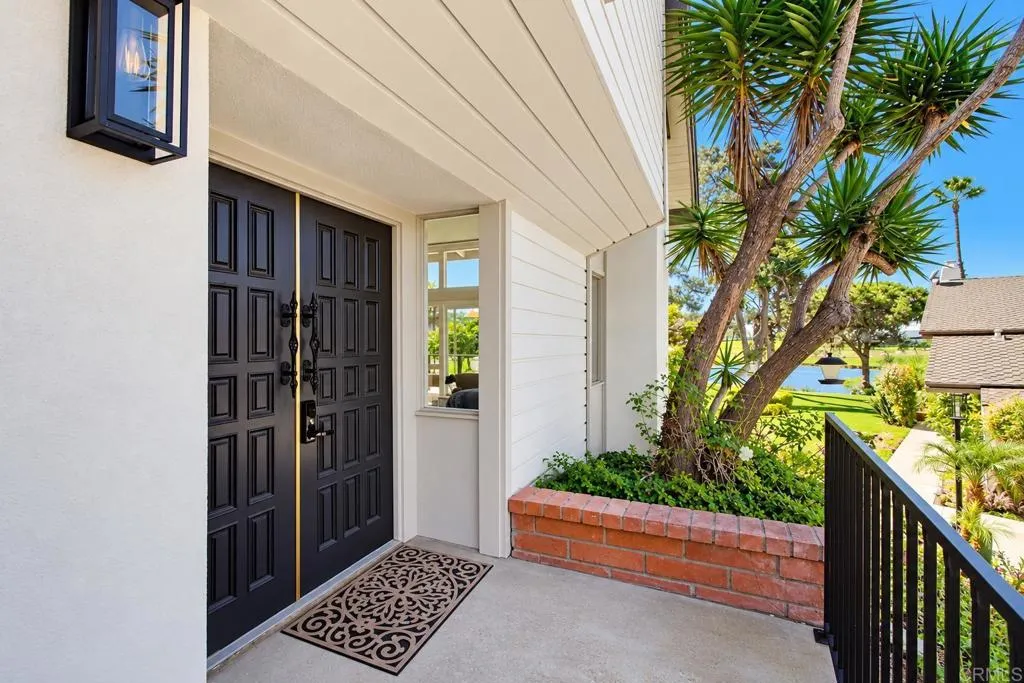 Double Door Entry