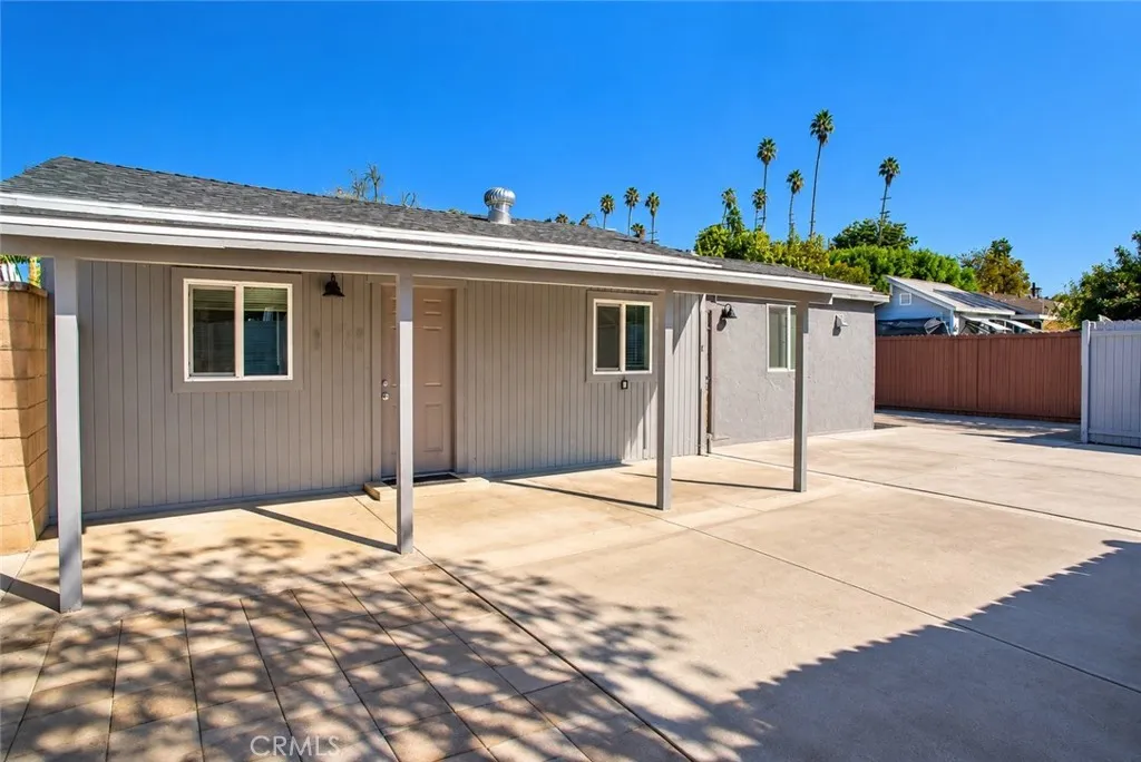 Canoga Park, CA 91303