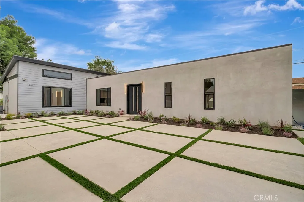 Reseda, CA 91335