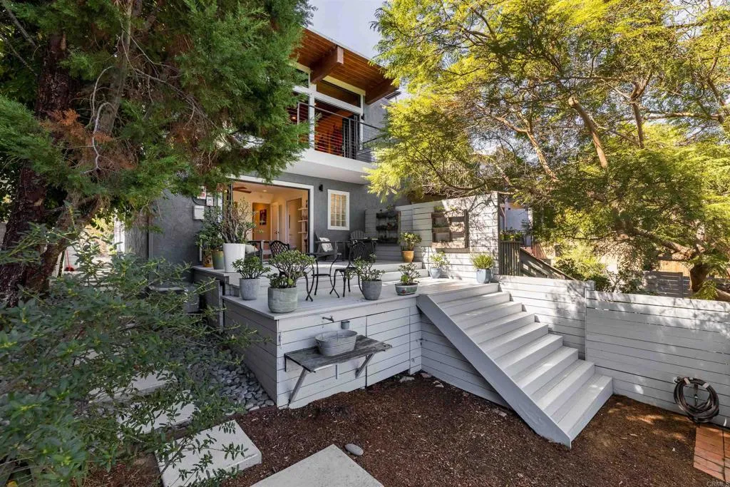2239 Edinburg, Cardiff By The Sea, CA 92007 2239 Edinburg, Cardiff By The Sea, CA 92007
