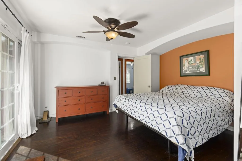 726 Windsor Court, Vista, CA 92084
