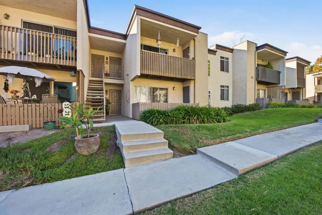 https://cdn.realtyfeed.com/cdn/127/307110085/2f6601745dc559012b601bd2dc071f5f.webp