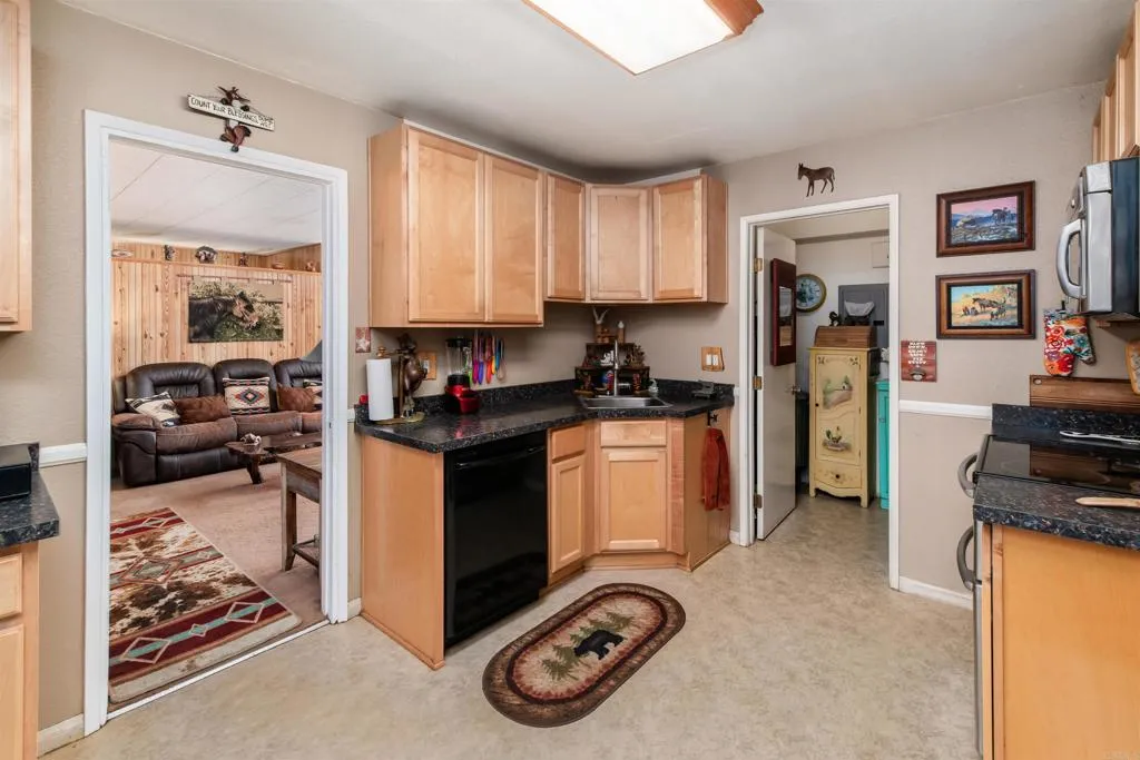 405 Olive Hill Way, Fallbrook, CA 92028 405 Olive Hill Way, Fallbrook, CA 92028