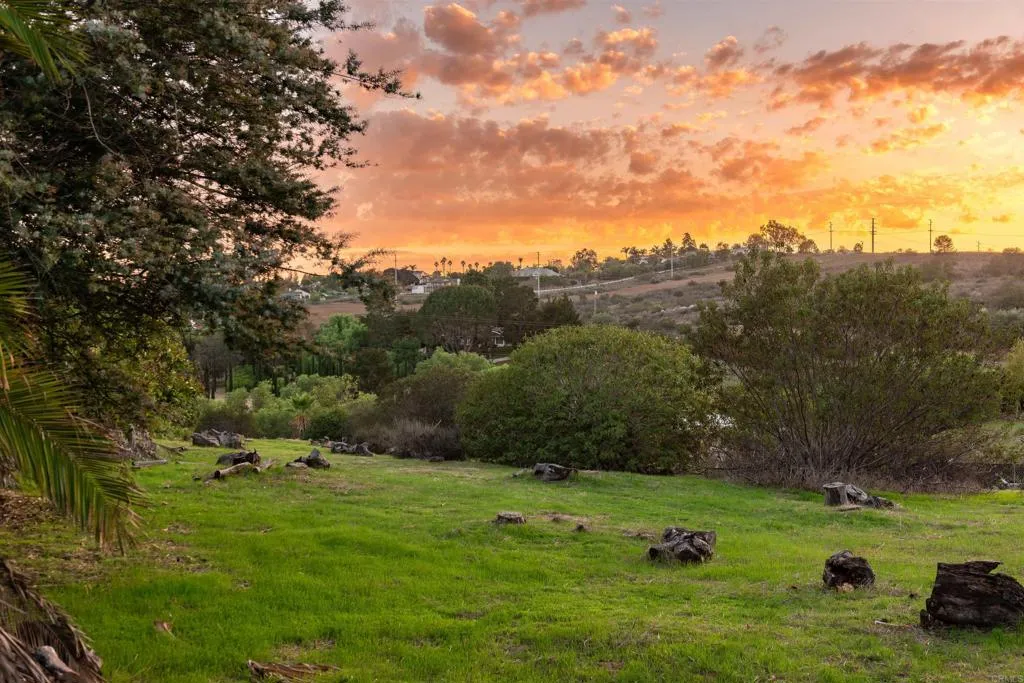 405 Olive Hill Way, Fallbrook, CA 92028 405 Olive Hill Way, Fallbrook, CA 92028