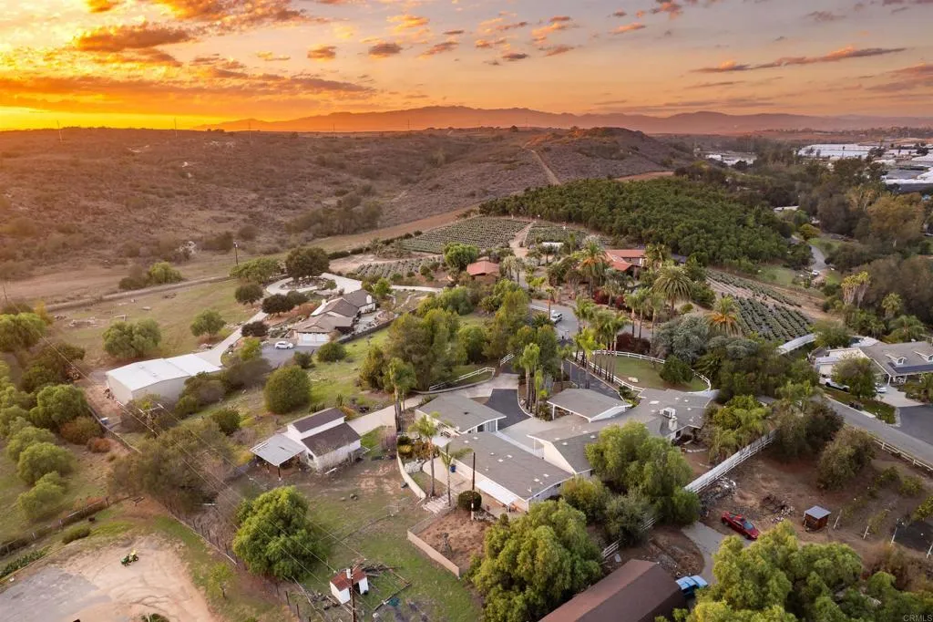 405 Olive Hill Way, Fallbrook, CA 92028 405 Olive Hill Way, Fallbrook, CA 92028