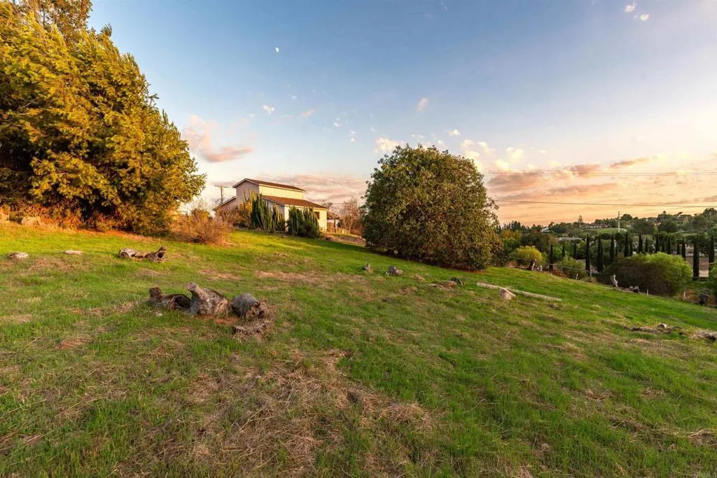405 Olive Hill Way, Fallbrook, CA 92028 405 Olive Hill Way, Fallbrook, CA 92028