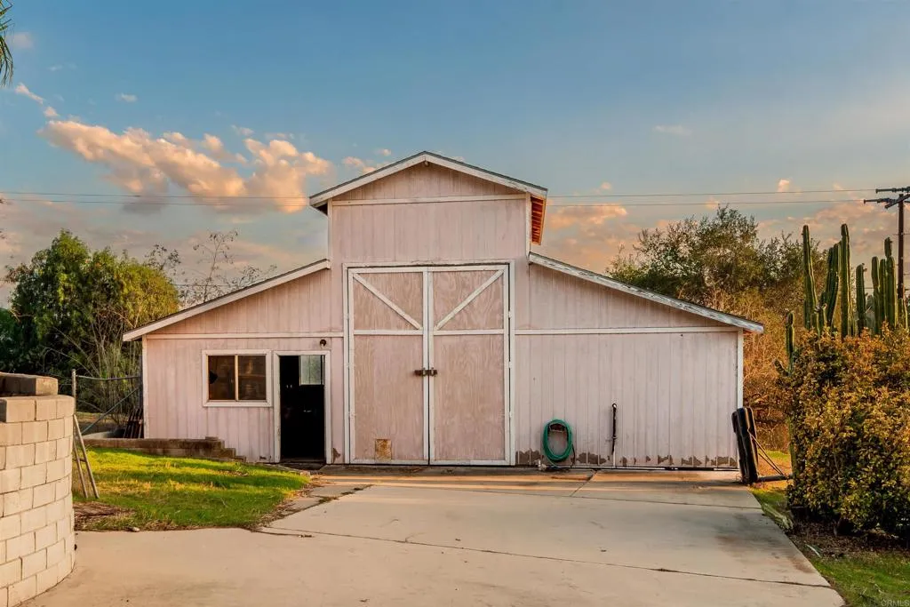 405 Olive Hill Way, Fallbrook, CA 92028 405 Olive Hill Way, Fallbrook, CA 92028