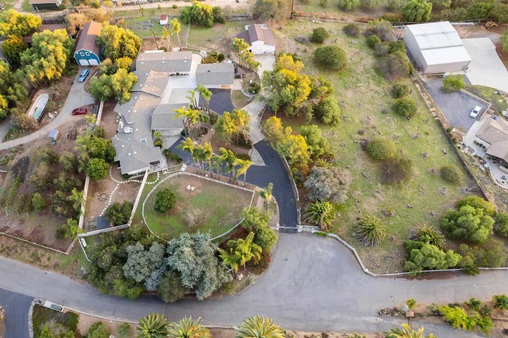405 Olive Hill Way, Fallbrook, CA 92028 405 Olive Hill Way, Fallbrook, CA 92028