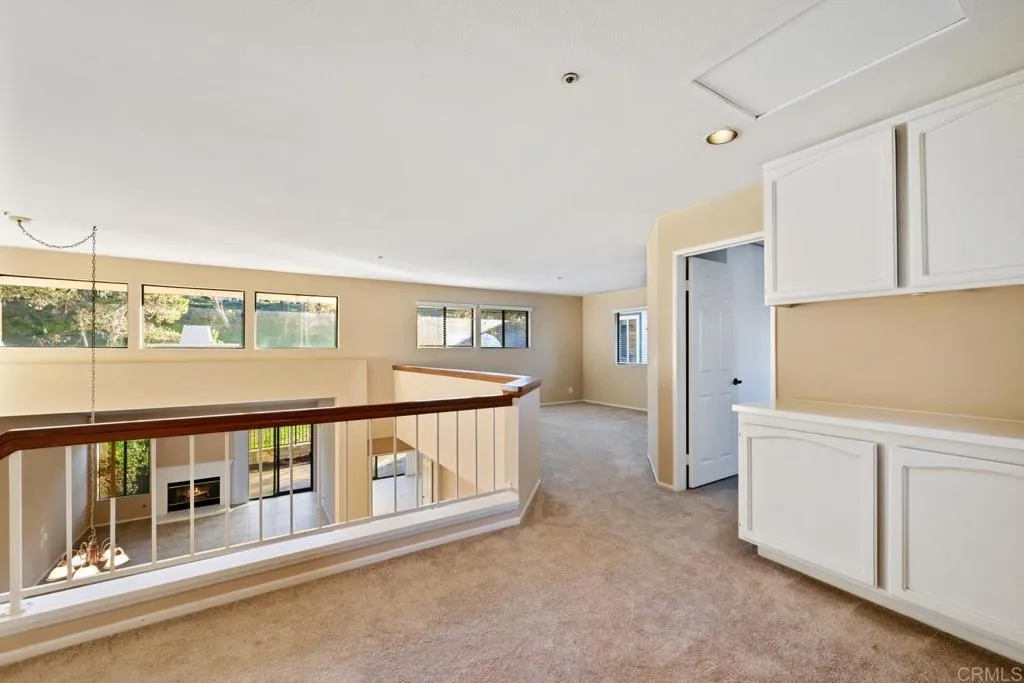 https://cdn.realtyfeed.com/cdn/127/307110096/05ff6bb8fa3f34c257285943bfc5c692.webp
