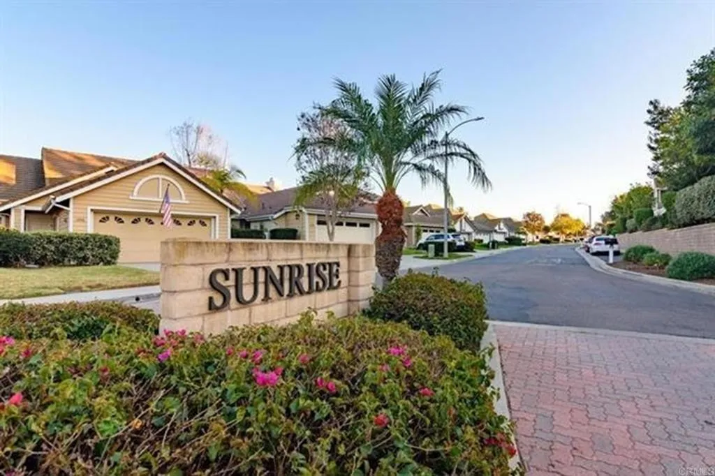 1818 Spyglass Circle, Vista, CA 92081 Community Entrance