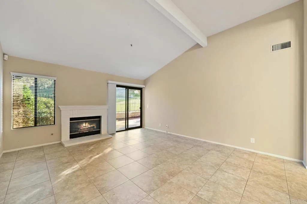 https://cdn.realtyfeed.com/cdn/127/307110096/41cbb01d27573aa22e88df246753242a.webp