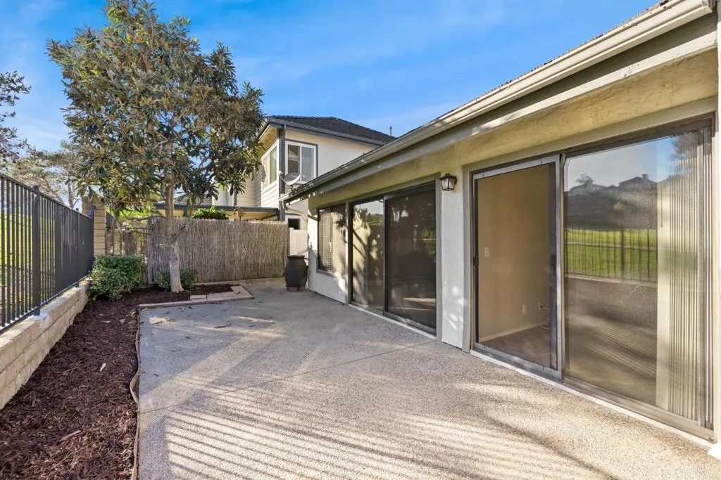1818 Spyglass Circle, Vista, CA 92081 Back Patio