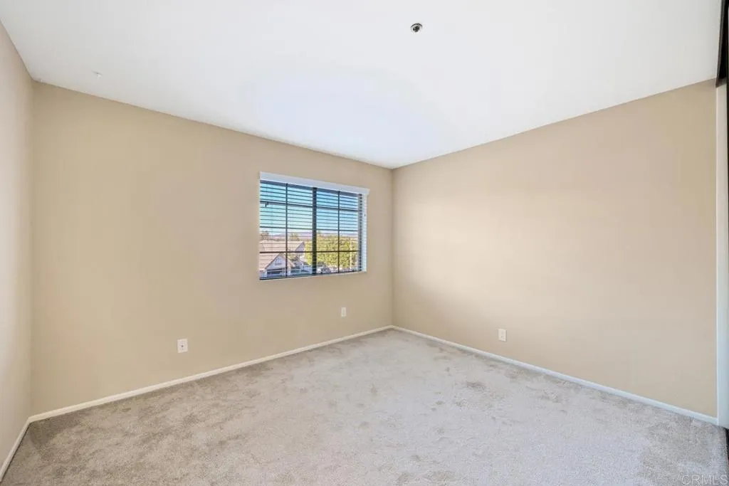 1818 Spyglass Circle, Vista, CA 92081 Upstairs Bedroom