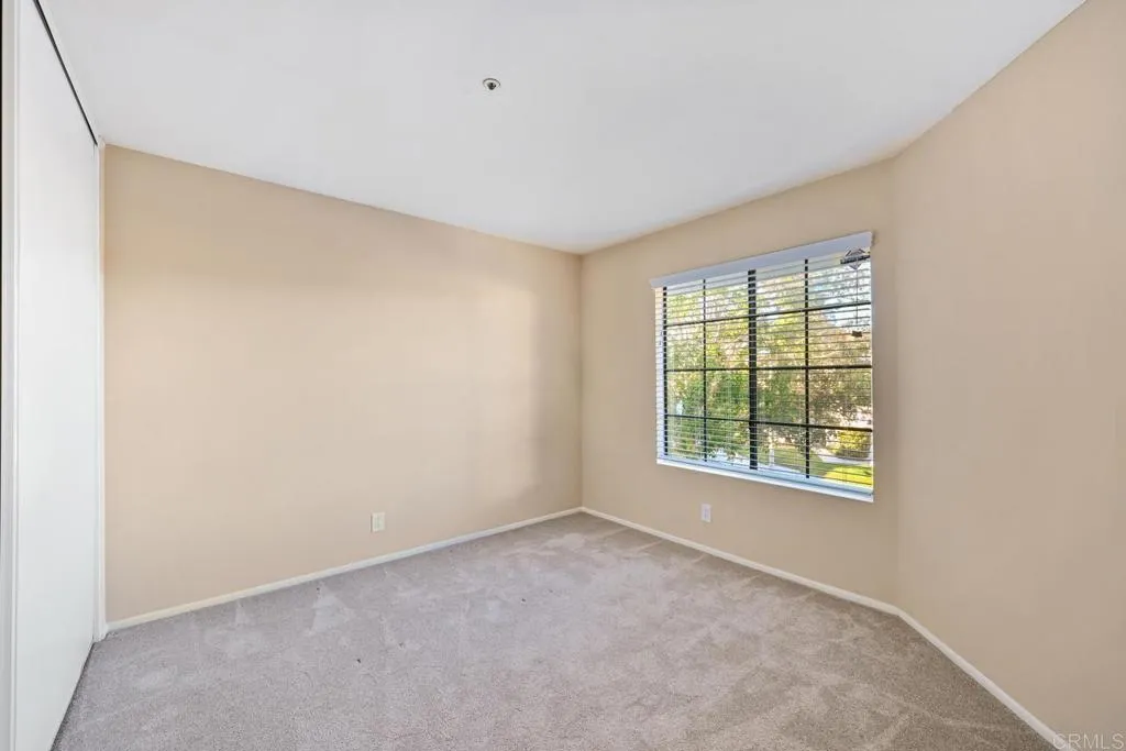 https://cdn.realtyfeed.com/cdn/127/307110096/f2c3c7ea69a0044848d52cf33c96fe8c.webp