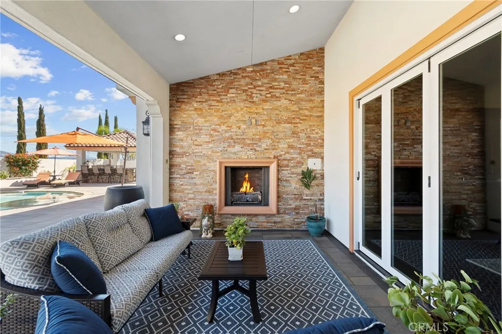11327 Stonemont Point, San Diego, CA 92131 11327 Stonemont Point, San Diego, CA 92131