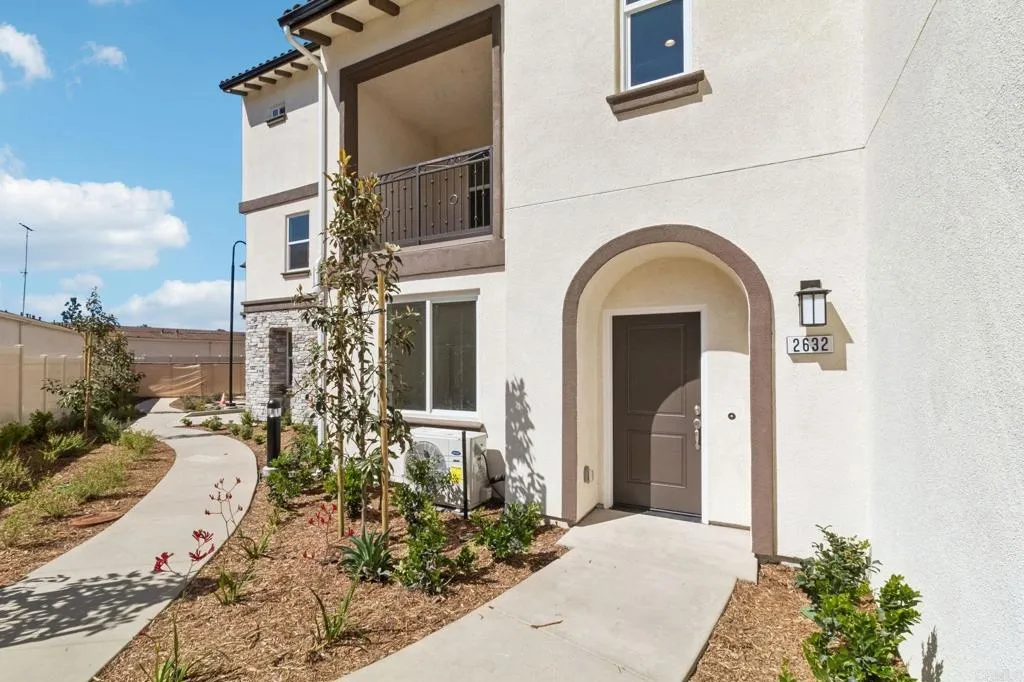 2632 Buckwheat Glen, Escondido, CA 92025 2632 Buckwheat Glen, Escondido, CA 92025