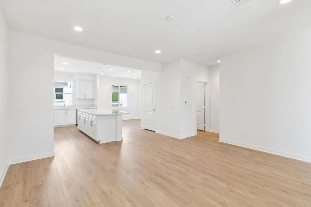2632 Buckwheat Glen, Escondido, CA 92025 2632 Buckwheat Glen, Escondido, CA 92025