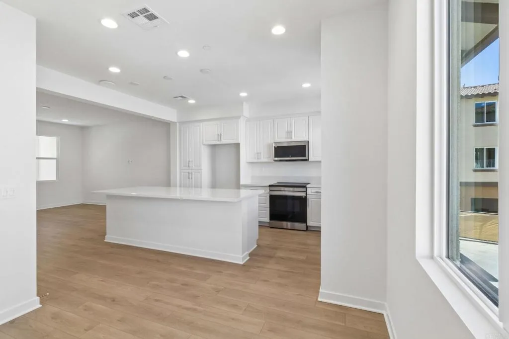 2632 Buckwheat Glen, Escondido, CA 92025 2632 Buckwheat Glen, Escondido, CA 92025