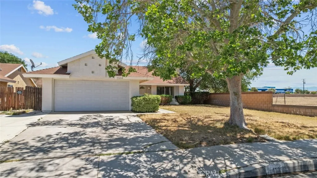 Lancaster, CA 93535