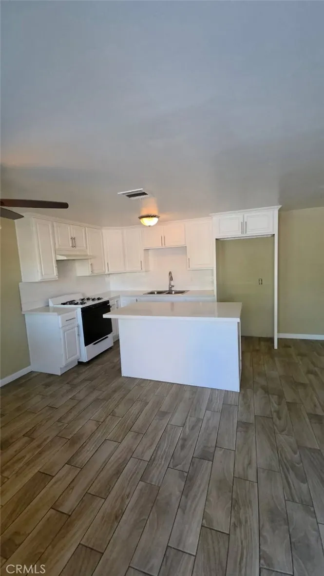 Riverside, CA 92509