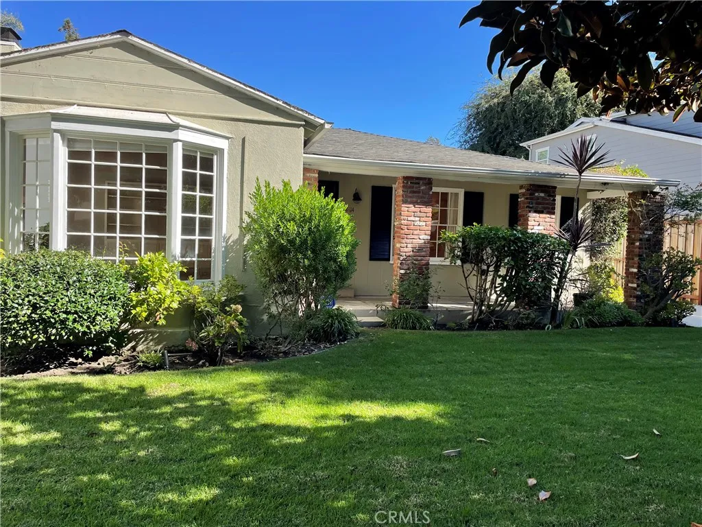 Sherman Oaks, CA 91423